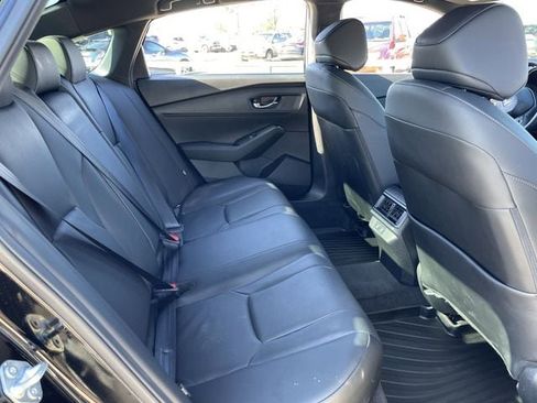 Used 2025 Honda Accord Sport image 29