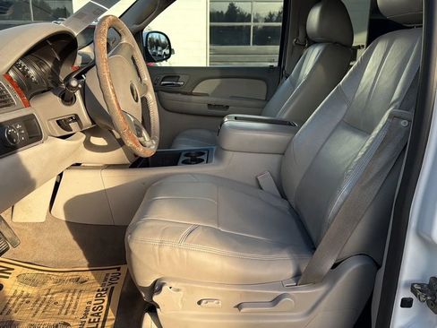 Used 2012 Chevrolet Tahoe LT image 18