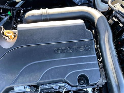 Used 2018 Chevrolet Malibu LT FWD image 30