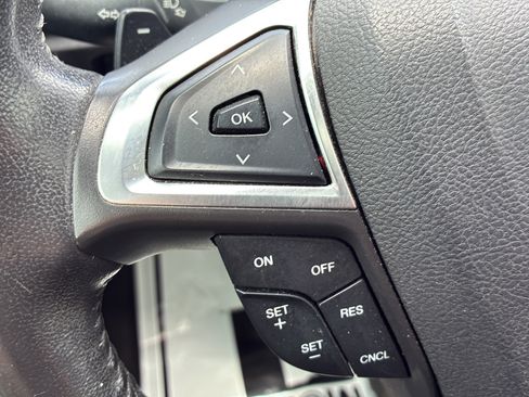 Used 2016 Ford Fusion SE w/ Equipment Group 202A FWD image 36