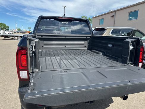Used 2024 Honda Ridgeline Black Edition image 25
