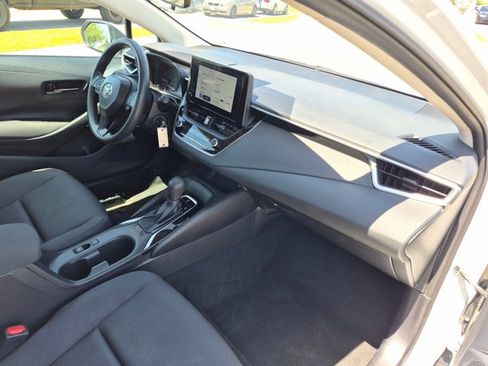 Used 2024 Toyota Corolla LE FWD image 20