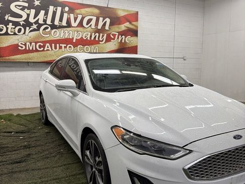 Used 2020 Ford Fusion Titanium image 6