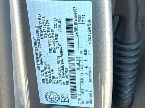 Used 2022 Ford Escape Titanium image 36