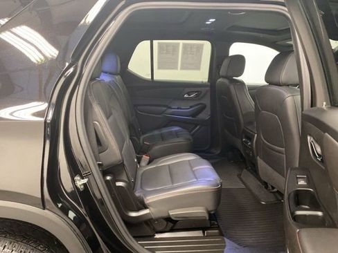 Used 2023 Chevrolet Traverse RS AWD/4WD image 30