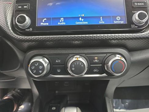 Used 2024 Nissan Kicks SV image 34