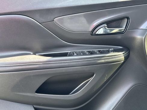 Used 2019 Buick Encore Preferred image 17