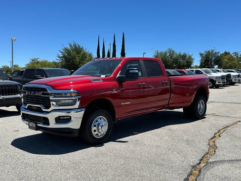 New 2026 RAM 3500 Big Horn AWD/4WD image 2