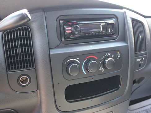 Used 2004 Dodge Ram 1500 Truck ST RWD image 17