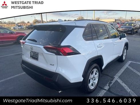 Used 2021 Toyota RAV4 XLE image 10