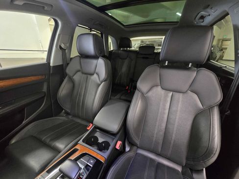 Used 2023 Audi Q5 2.0T Premium Plus w/ Premium Plus Package AWD/4WD image 21