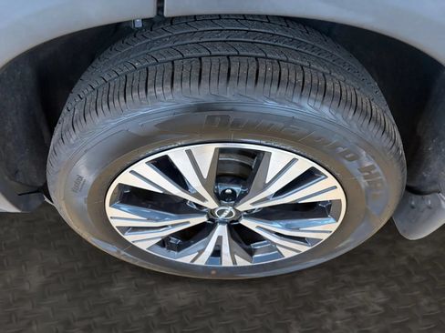 Used 2022 Nissan Rogue SV AWD/4WD image 40