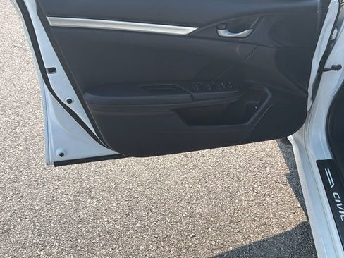 Used 2020 Honda Civic Sport image 10