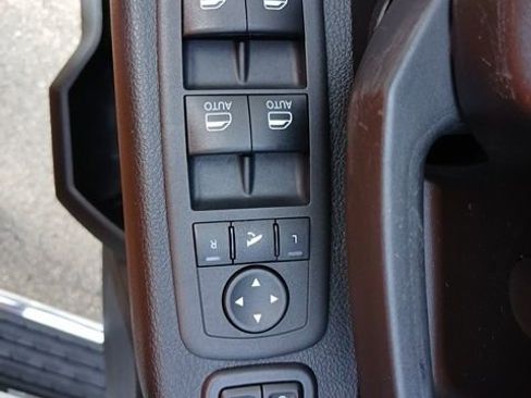 Used 2024 RAM 3500 Tradesman w/ Chrome Appearance Group image 63