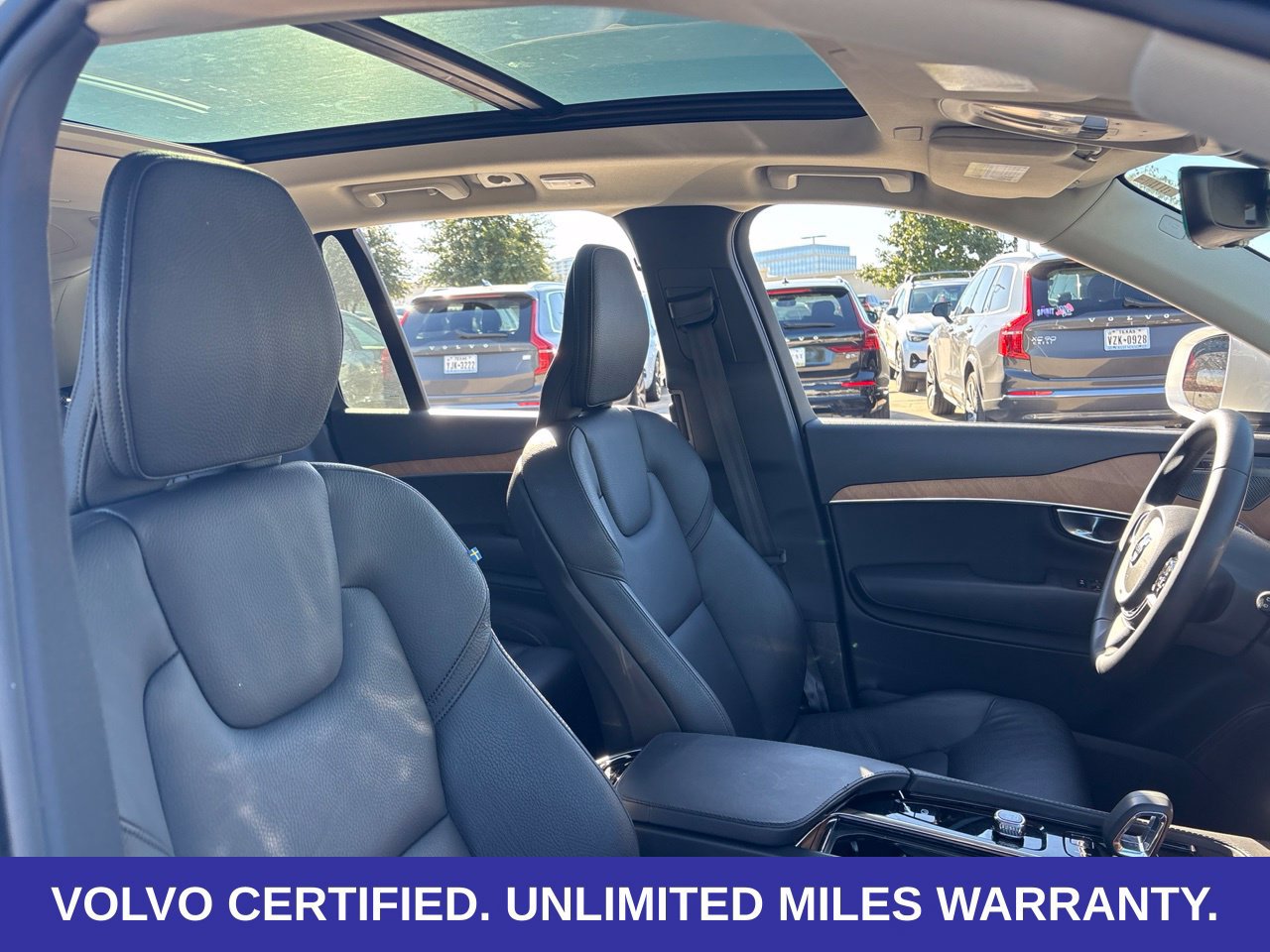 Certified 2024 Volvo XC90 T8 Plus w/ Protection Package Premier AWD/4WD image 14