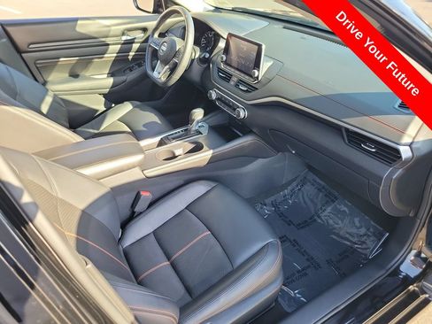 Used 2022 Nissan Altima 2.5 SR w/ Midnight Edition Package FWD image 21
