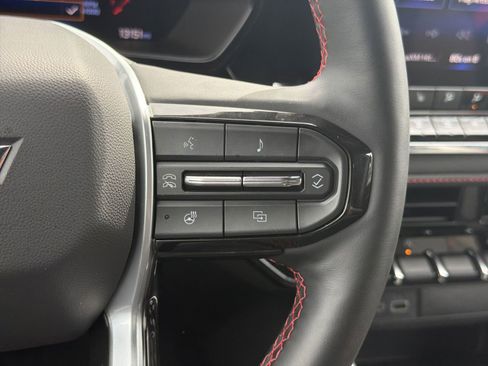 Used 2025 Chevrolet Colorado Z71 w/ Z71 Convenience Package 2 image 20