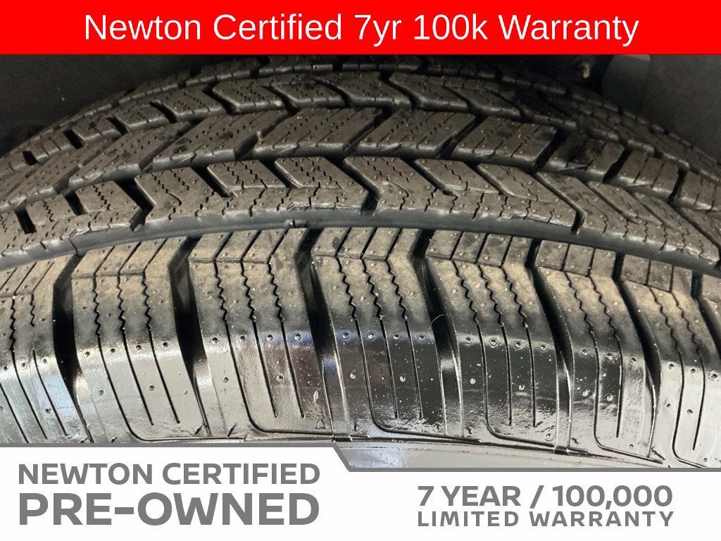 Used 2024 Nissan Pathfinder SL AWD/4WD image 54
