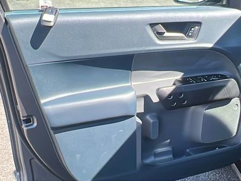 New 2025 Ford Maverick XLT w/ XLT Luxury Package AWD/4WD image 15