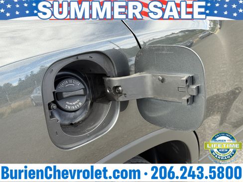Used 2020 Chevrolet Trax LS w/ Tint and Cruise Package AWD/4WD image 34