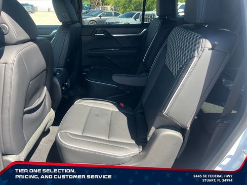 New 2026 GMC Acadia Denali w/ Super Cruise Package AWD/4WD image 11