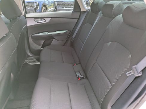 Certified 2021 Kia Forte LXS FWD image 10