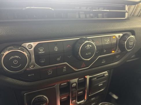 New 2026 Jeep Gladiator Sport AWD/4WD image 36