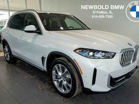 New 2026 BMW X5 xDrive50e w/ Premium Package image 1
