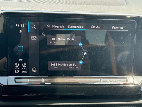 Used 2024 Volkswagen Atlas Cross Sport SEL R-Line AWD/4WD image 15