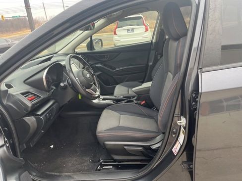 Used 2019 Subaru Crosstrek 2.0i Premium image 8