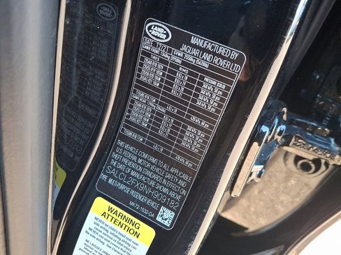 Used 2022 Land Rover Discovery Sport SE R-Dynamic image 26