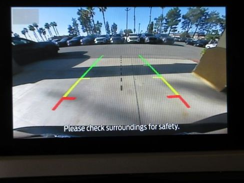 Certified 2021 Ford Escape SE image 19