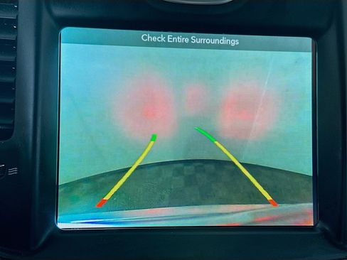 Used 2017 Chrysler 300 C image 14