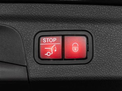 Used 2024 Mercedes-Benz GLE 350 4MATIC image 35