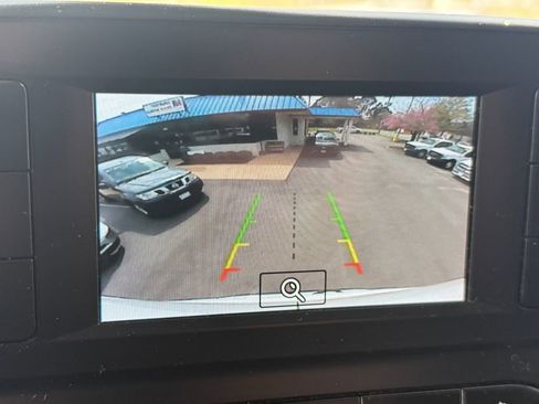 Used 2023 Ford Transit 250 Medium Roof RWD image 3