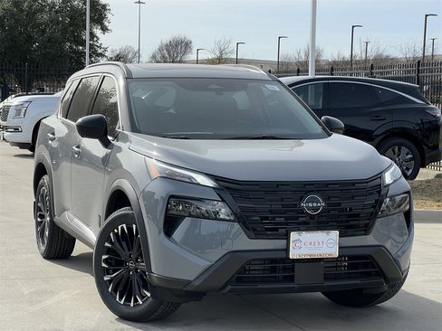 New 2026 Nissan Rogue SV image 2