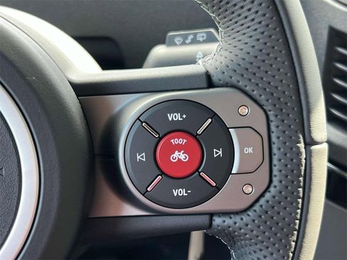 Used 2025 INEOS Grenadier image 22