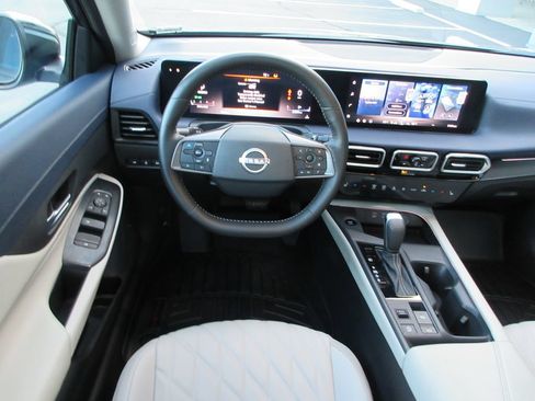 Used 2026 Nissan Sentra SL w/ Floor Mat Package FWD image 14