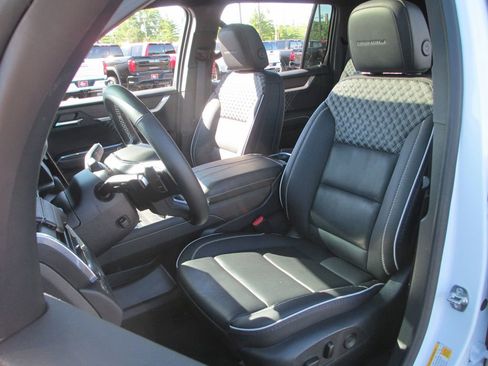 Used 2024 GMC Acadia Denali w/ Super Cruise Package AWD/4WD image 20