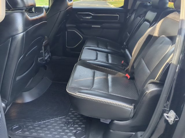 Used 2021 RAM 1500 Laramie AWD/4WD image 34