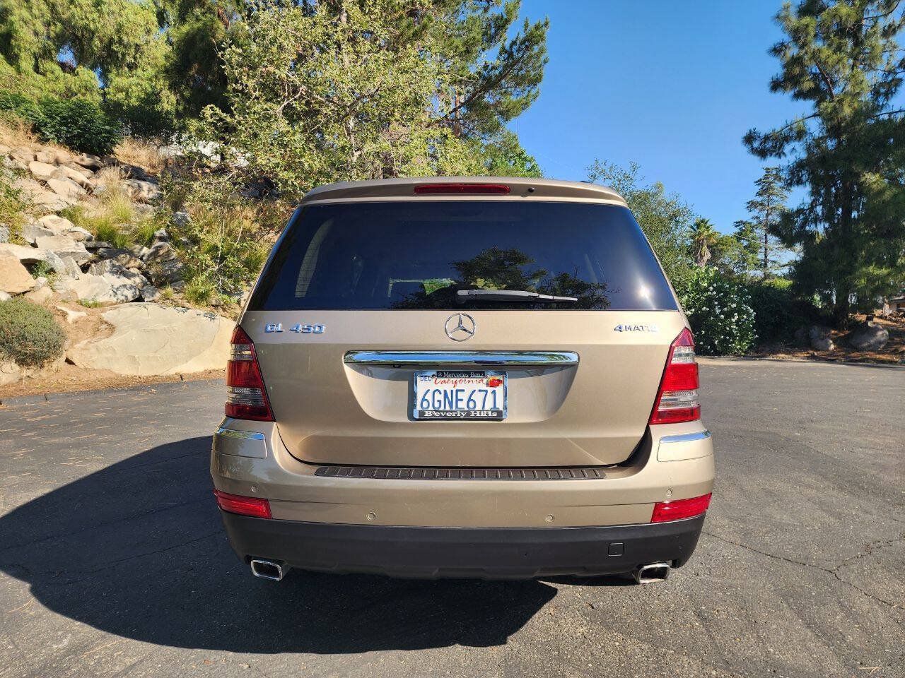 Used 2009 Mercedes-Benz GL 450 4MATIC image 4