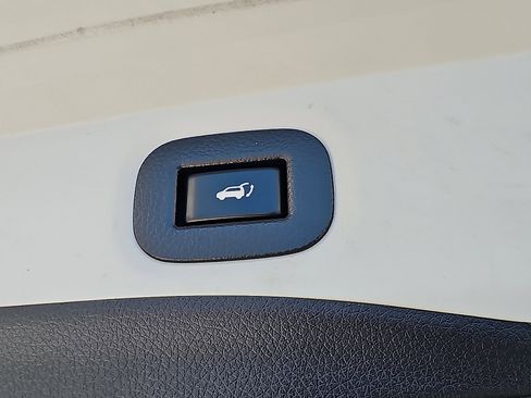 Used 2019 Nissan Rogue SL w/ Premium Package image 34