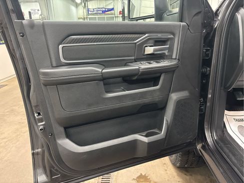 New 2026 RAM 2500 Big Horn AWD/4WD image 28