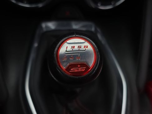 Used 2019 Chevrolet Camaro SS RWD image 23