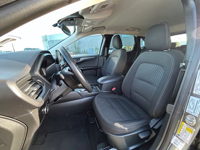 Used 2025 Ford Escape Active AWD/4WD image 23