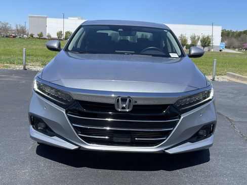 Certified 2021 Honda Accord EX-L image 3