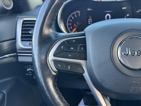 Used 2021 Jeep Grand Cherokee Limited image 25