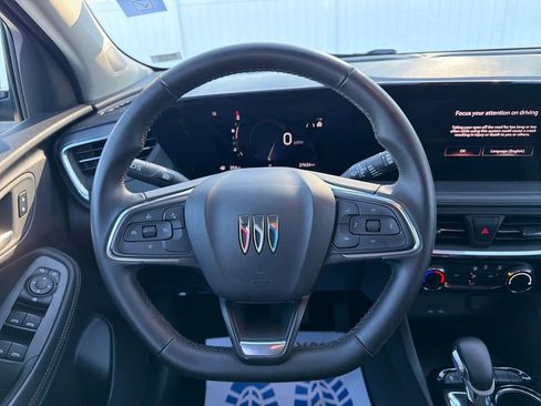 Used 2024 Buick Encore GX Sport Touring image 17
