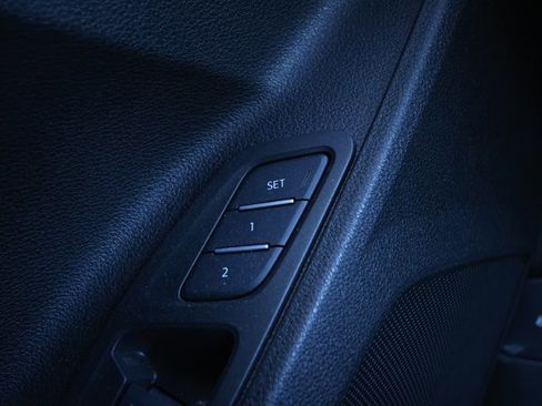 Used 2024 Audi Q3 2.0T Premium image 22