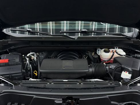 Used 2025 Chevrolet Tahoe High Country image 17